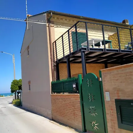 Vista Mare Sud شقة سينِغاليا